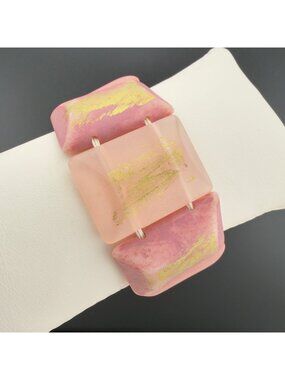 Vintage Mod Chunky Pink Plastic Stretch Bracelet Frosted Panels Gold Accents